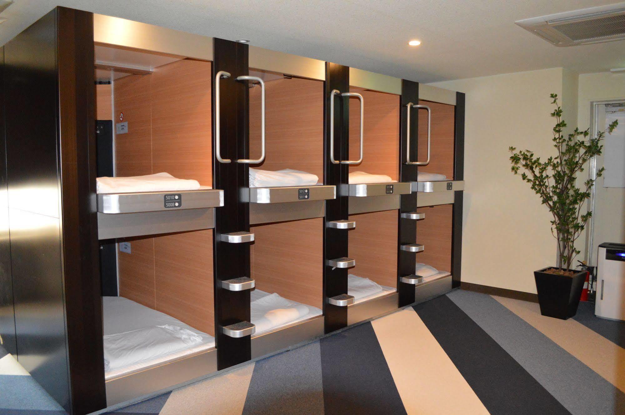 Ueno Station Oriental 1 Male Only Hotel 2*