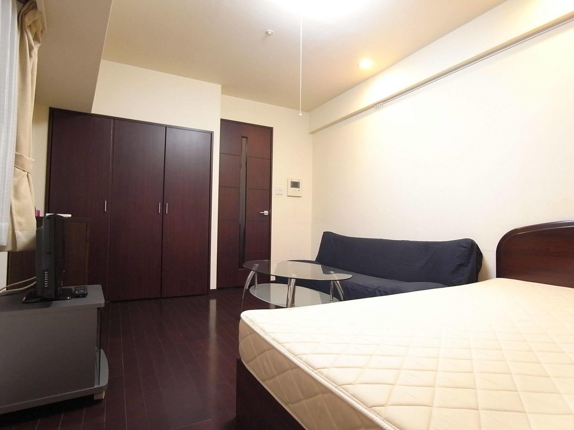 Palace Kojimachi Apartment Tokyo