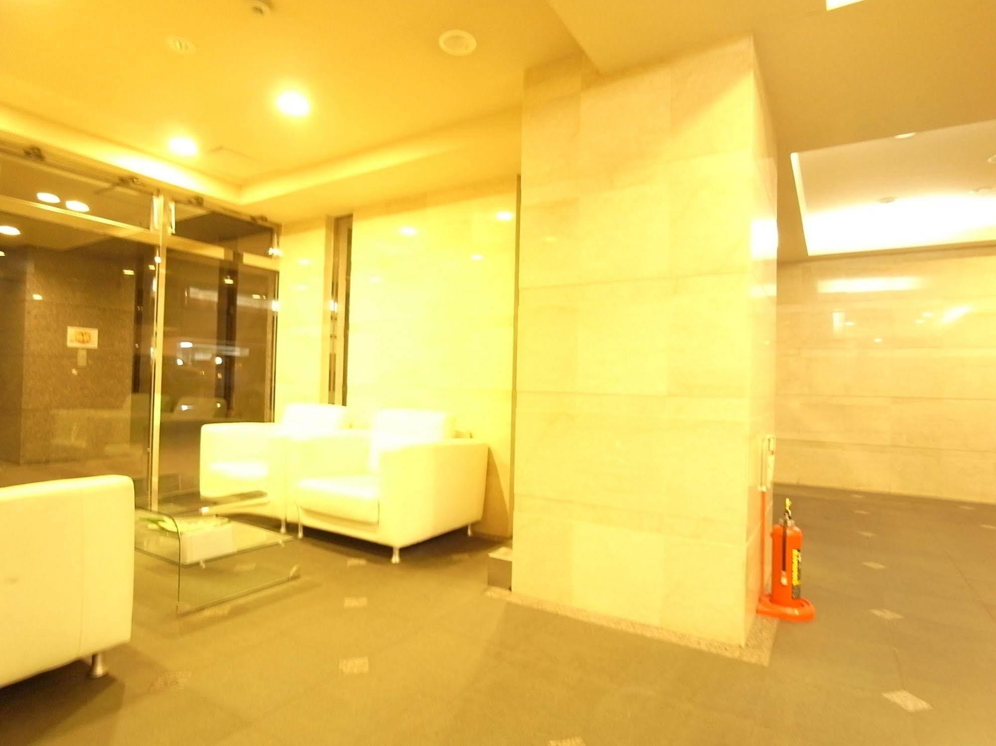 Apartment Palace Kojimachi Tokyo