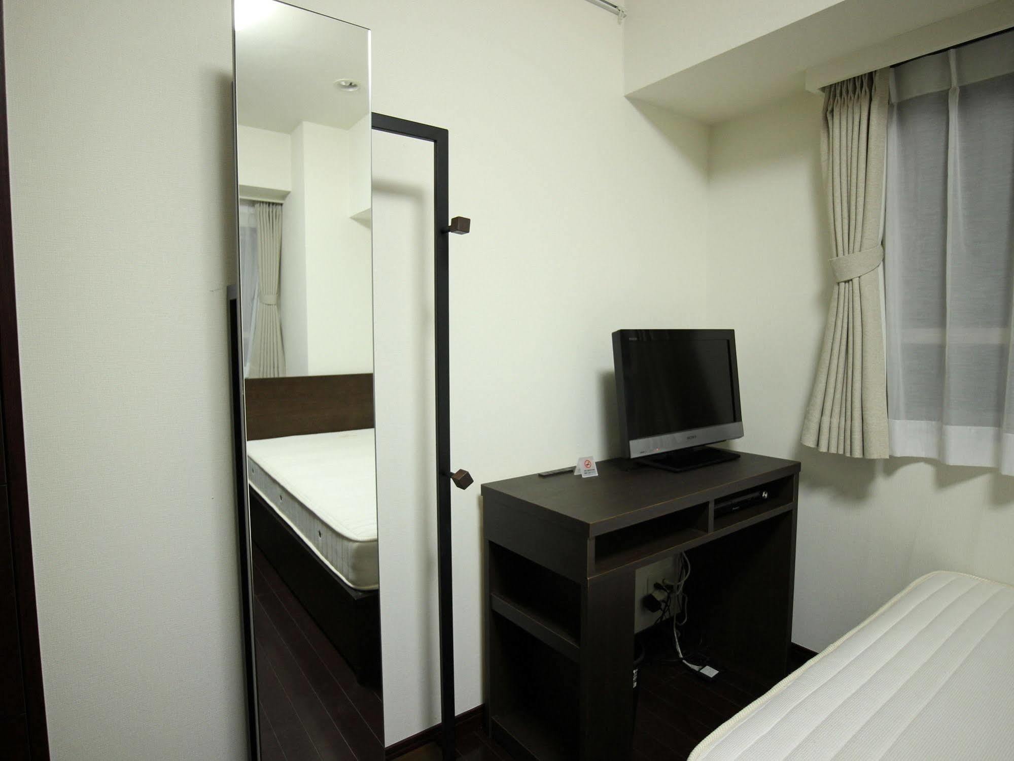 Palace Kojimachi Apartment *