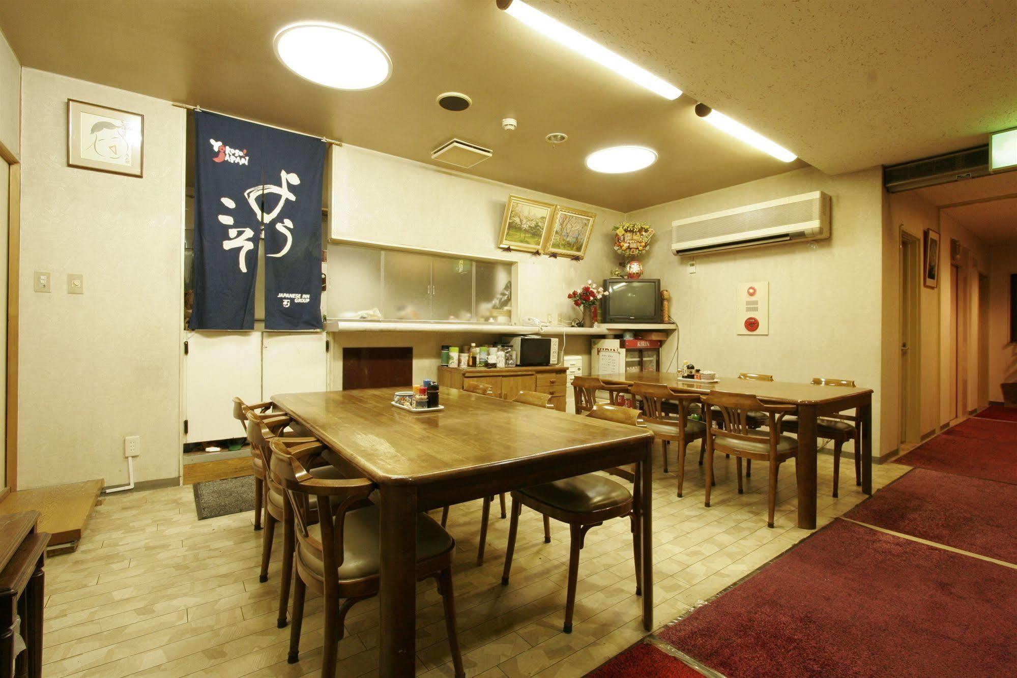 Sakura Asakusa Iriya Tokyo
