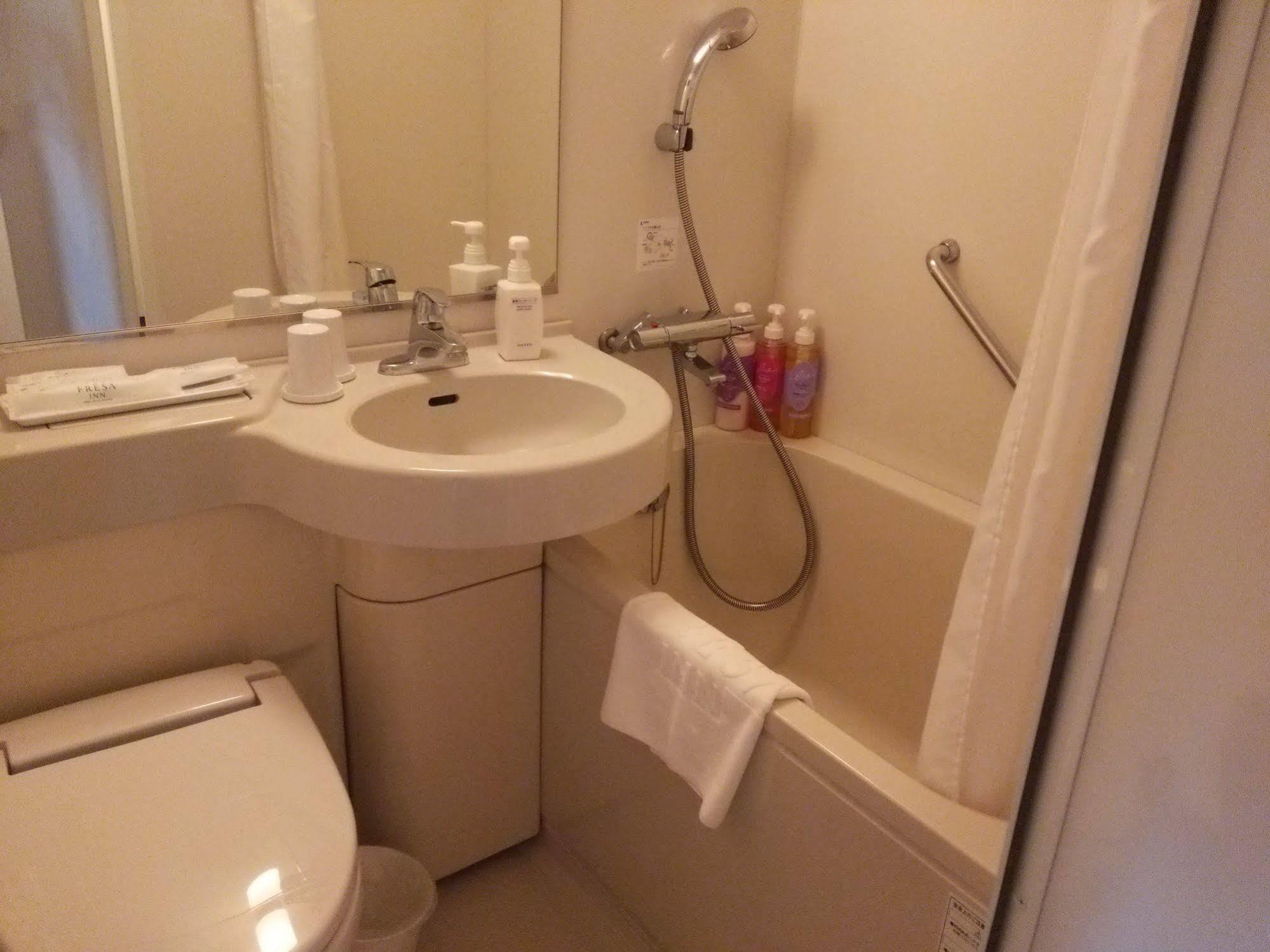 Sotetsu Fresa Shimbashi Hibiyaguchi Hotel 3*