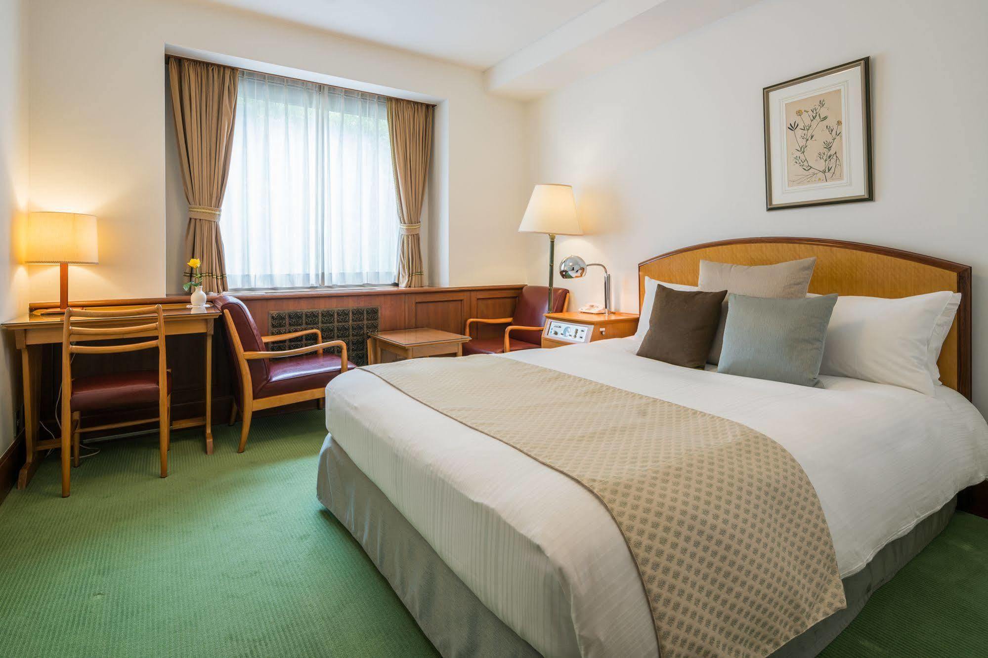 Hotel Hilltop 3*