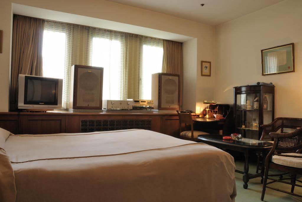 Hotel Hilltop