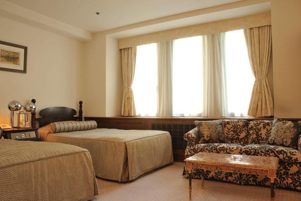 Hilltop 3*