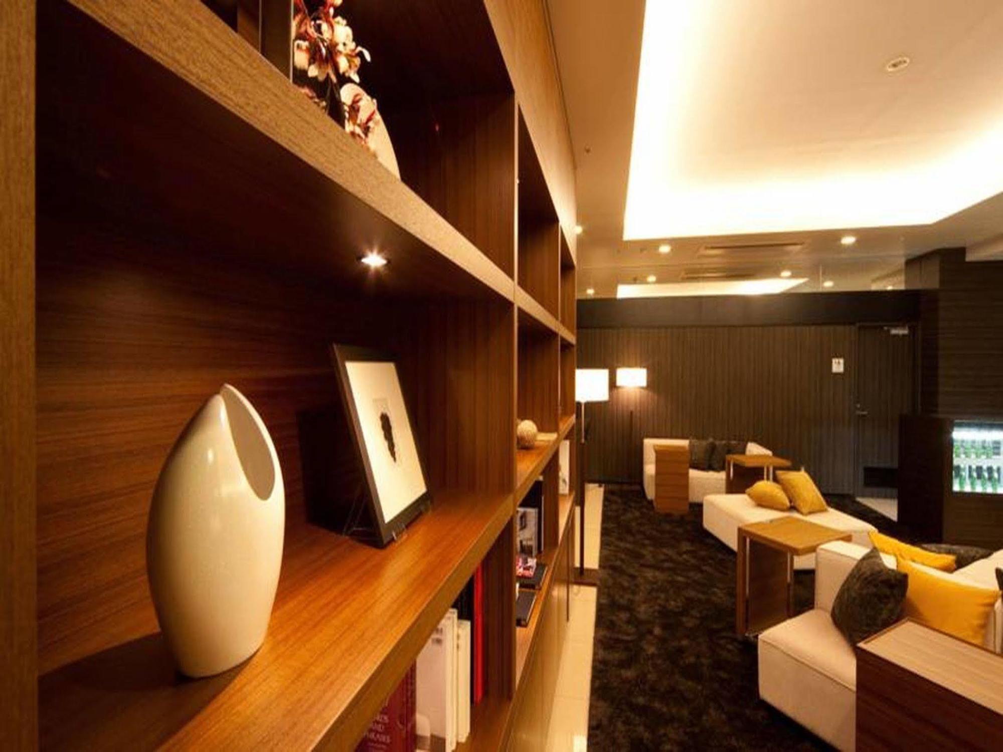 Candeo Ueno Park 3*