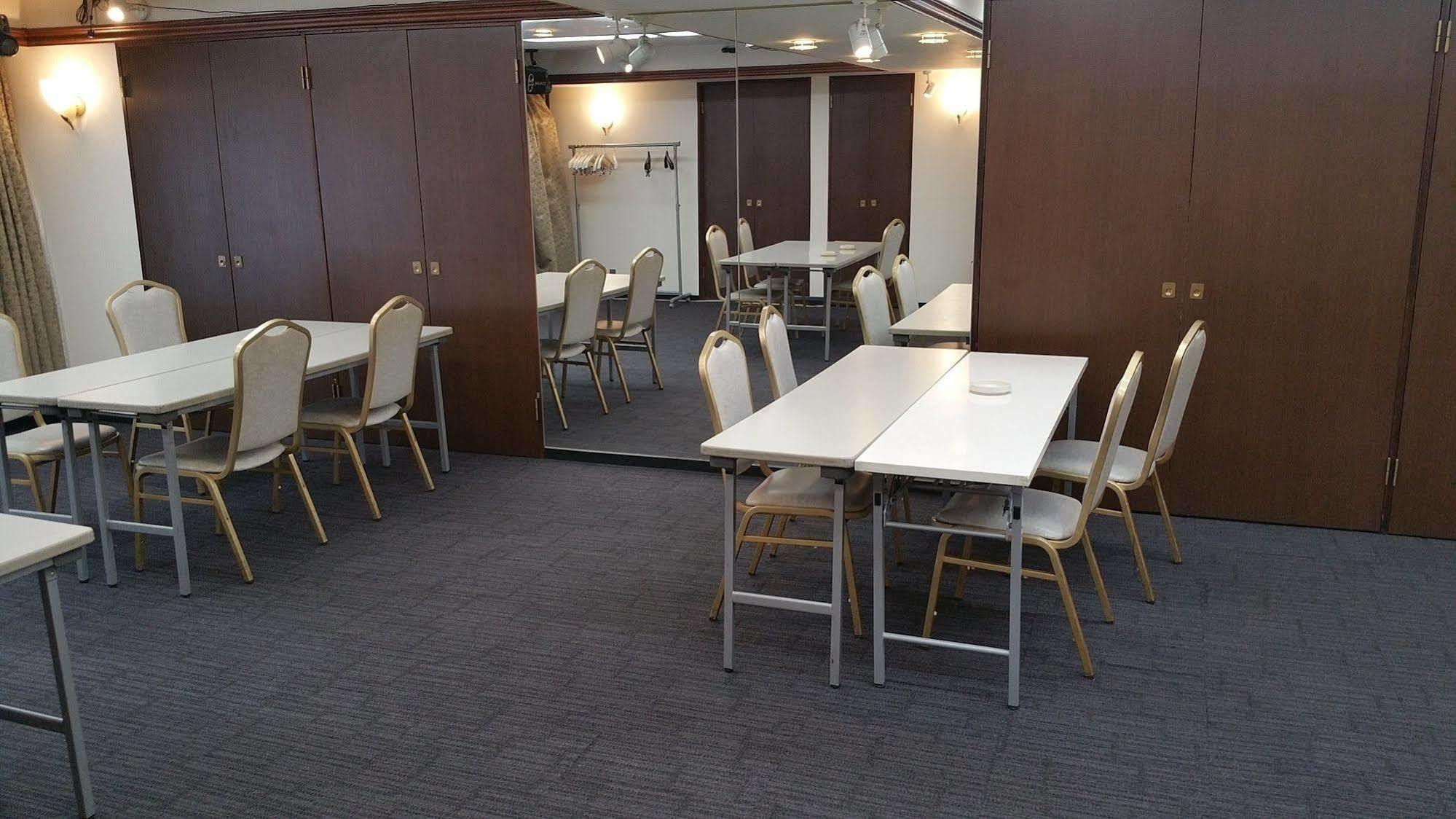 Ueno Terminal Hotel 2*