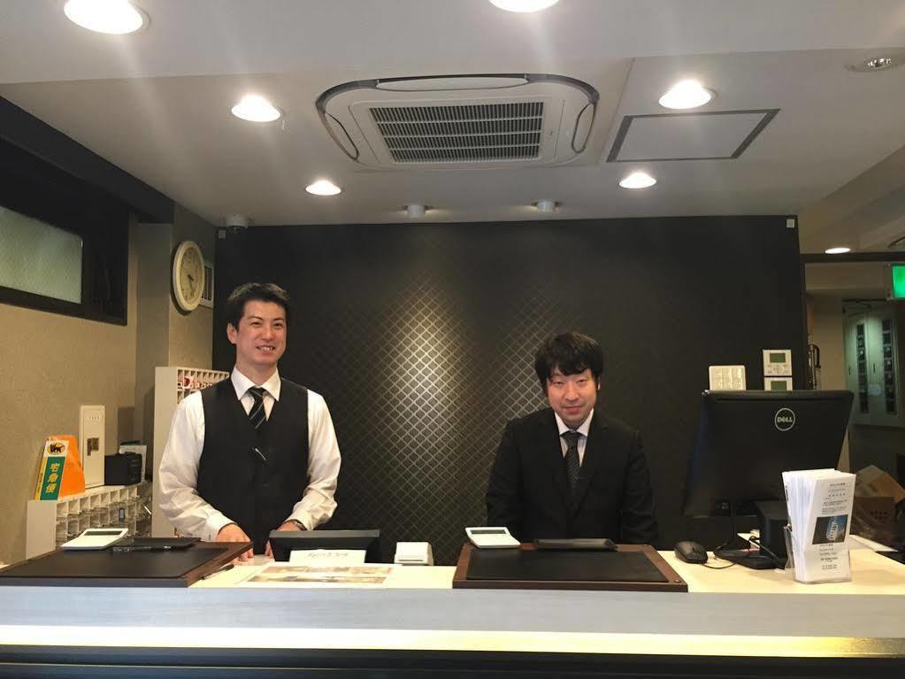 Capsule hotel Oyo Tetora Akabane Tokyo