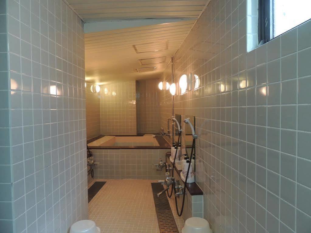 Capsule hotel Oyo Tetora Akabane *