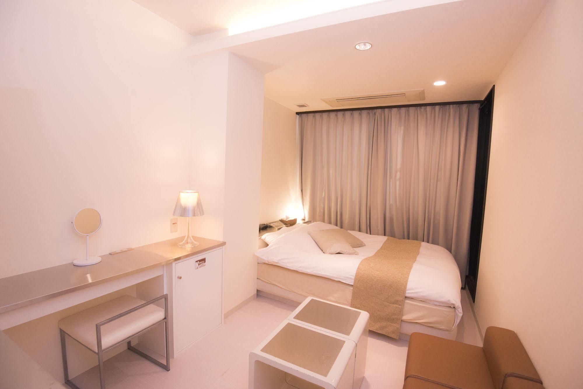 Hotel Double Shibaura 2*