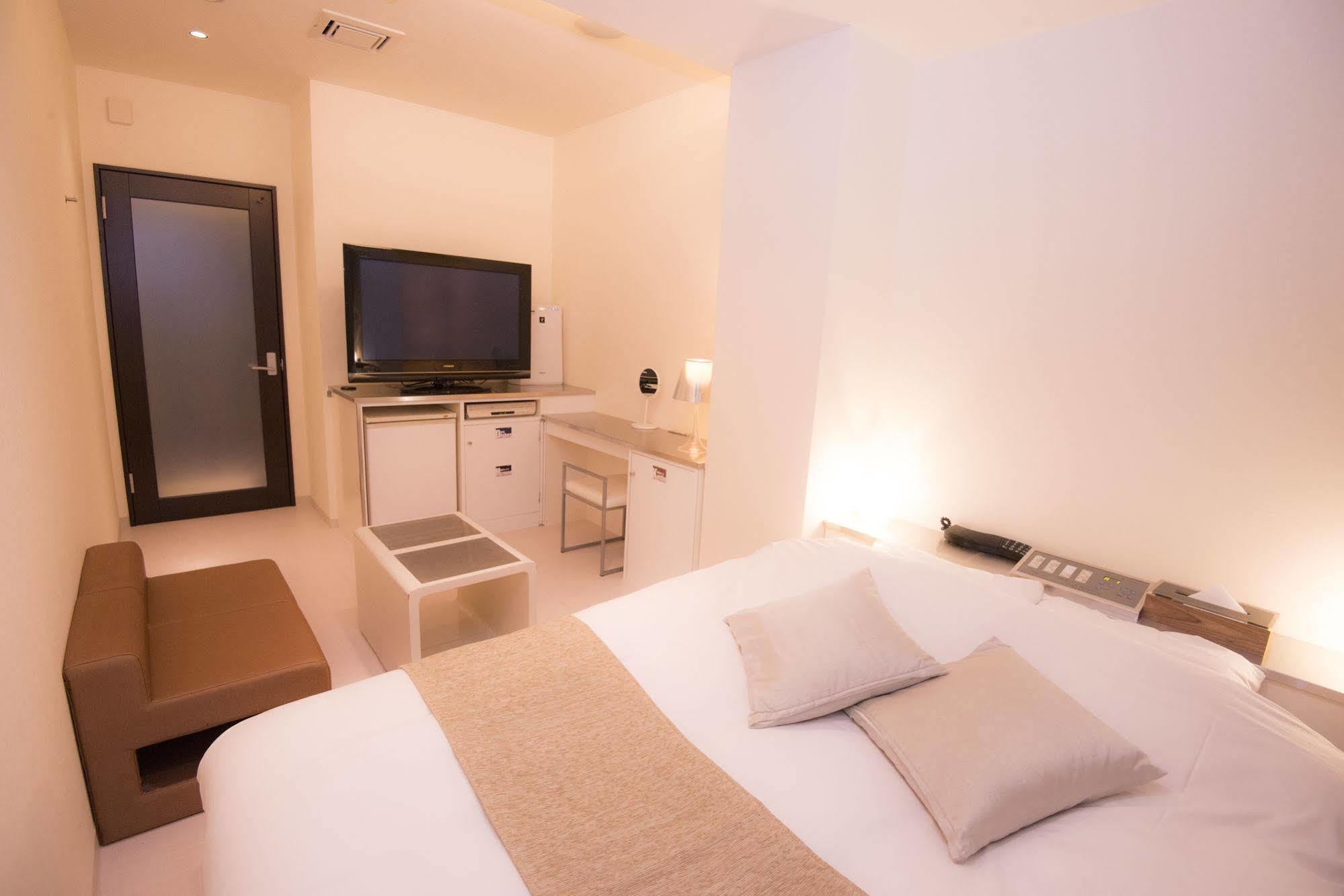 Hotel Double Shibaura 2*