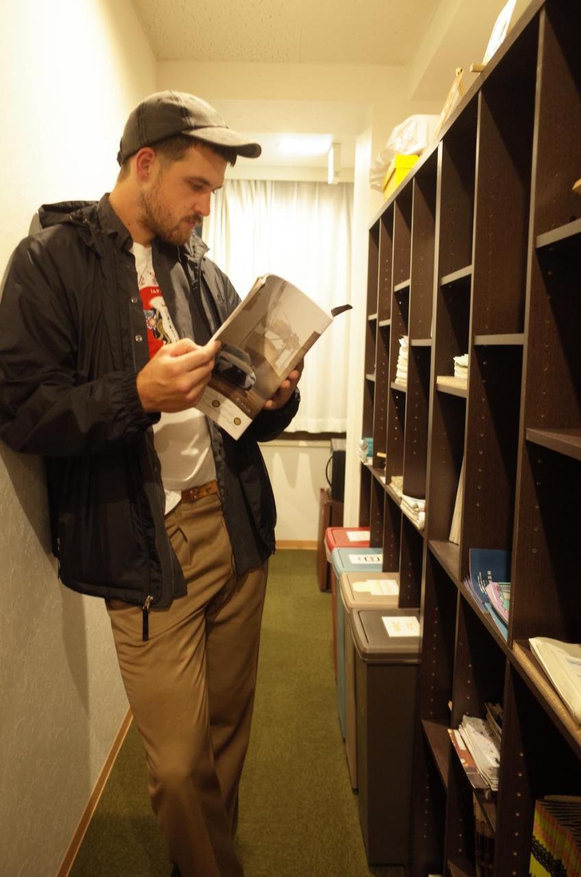 Bnb+ Post Town Shinbashi 5 Hostel