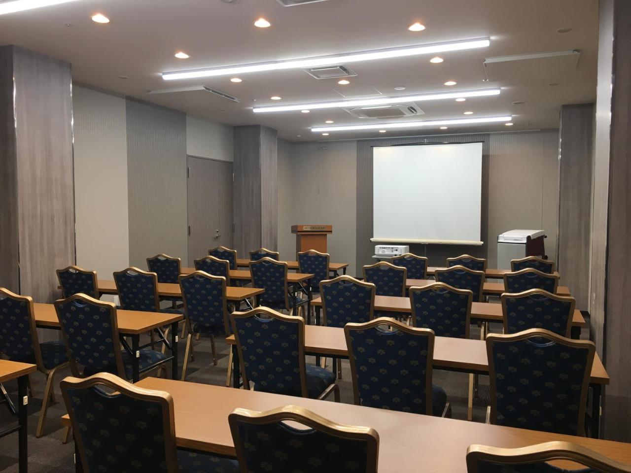 Hotel Route-inn Grand Toyocho 3*