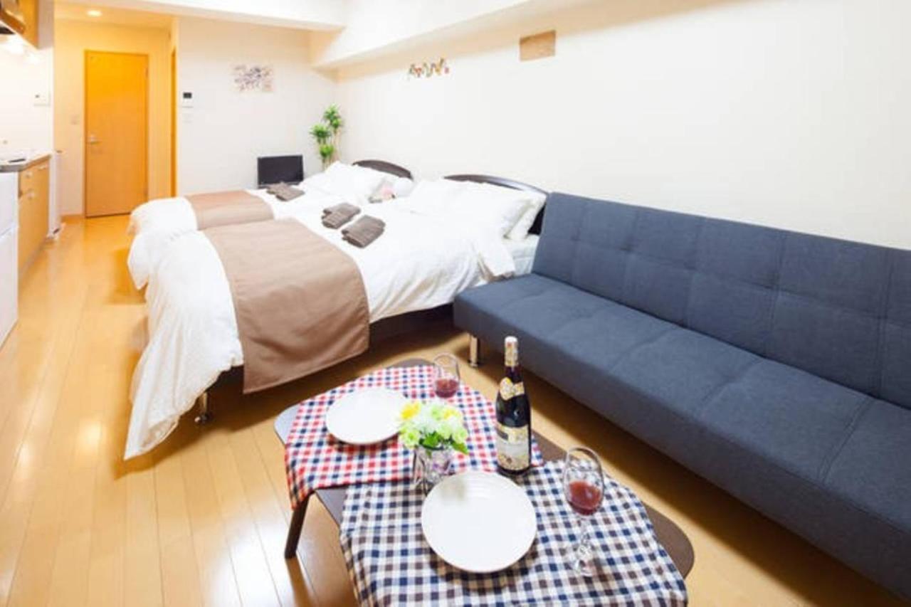 F Mansion 1 Apartment Tokyo