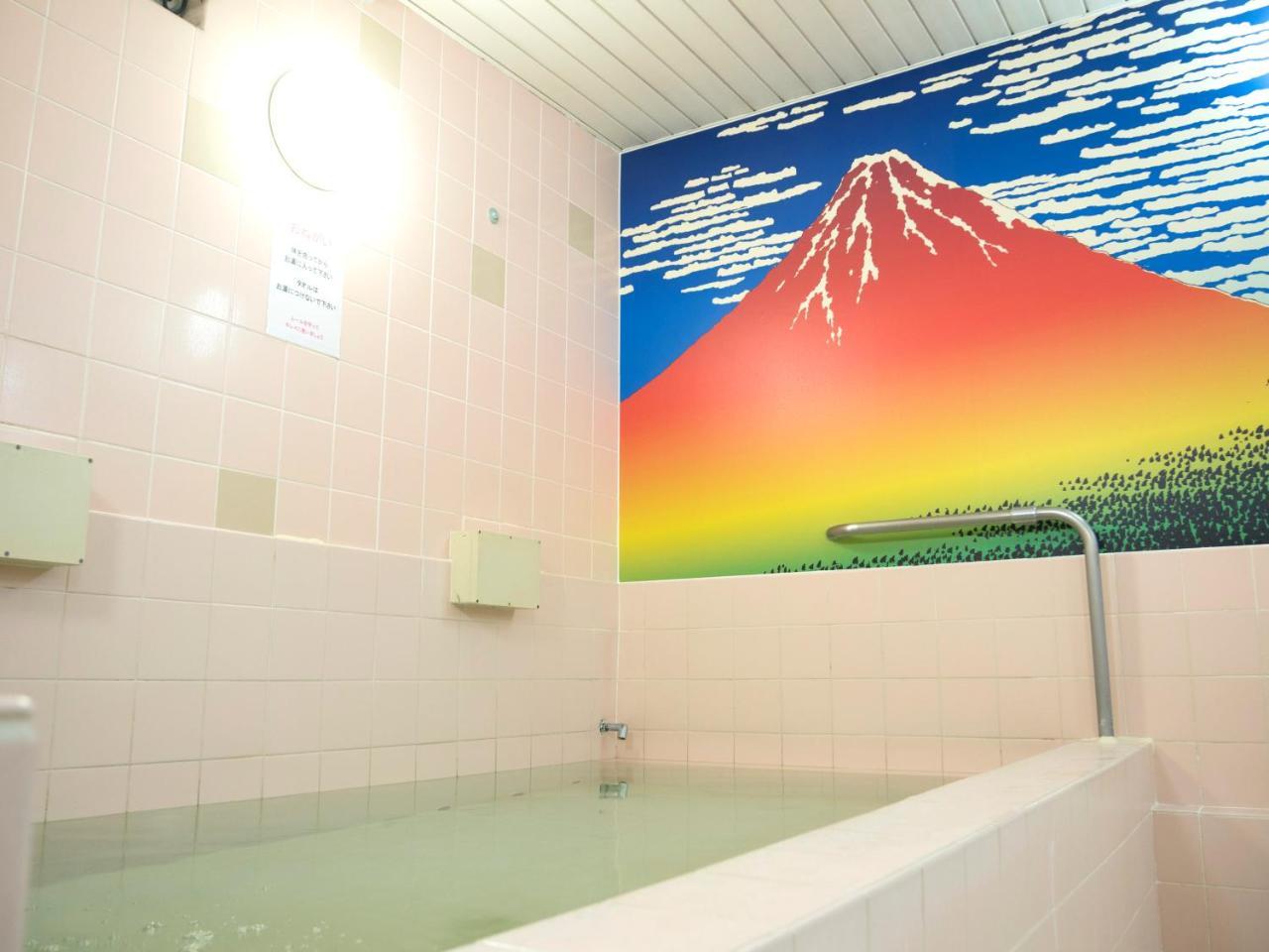 Capsule hotel Capsule Hatagoya *