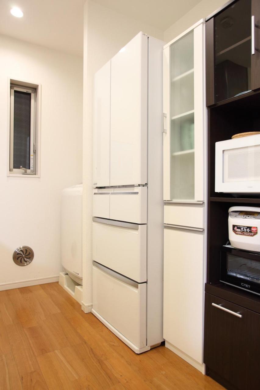3ldk, Functional And New House In Convenient Shinjuku Tokyo