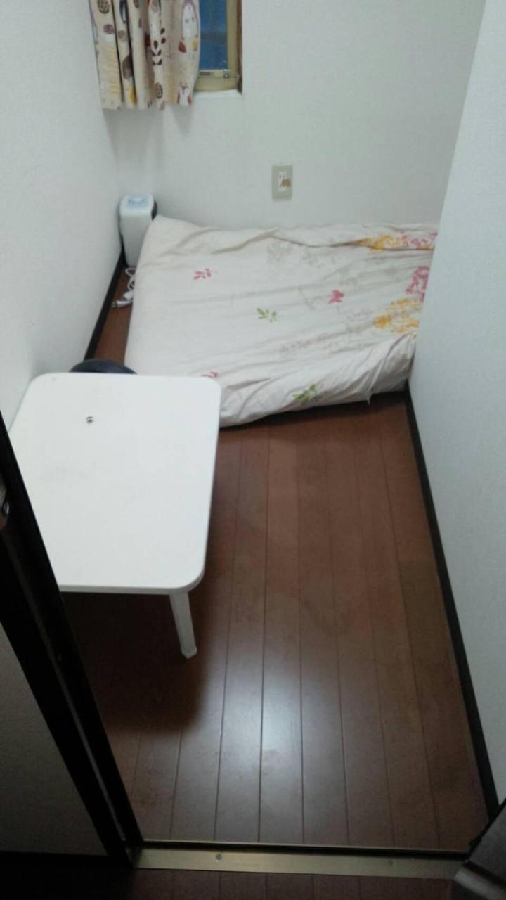 Nihonzutsumi Private Apartment