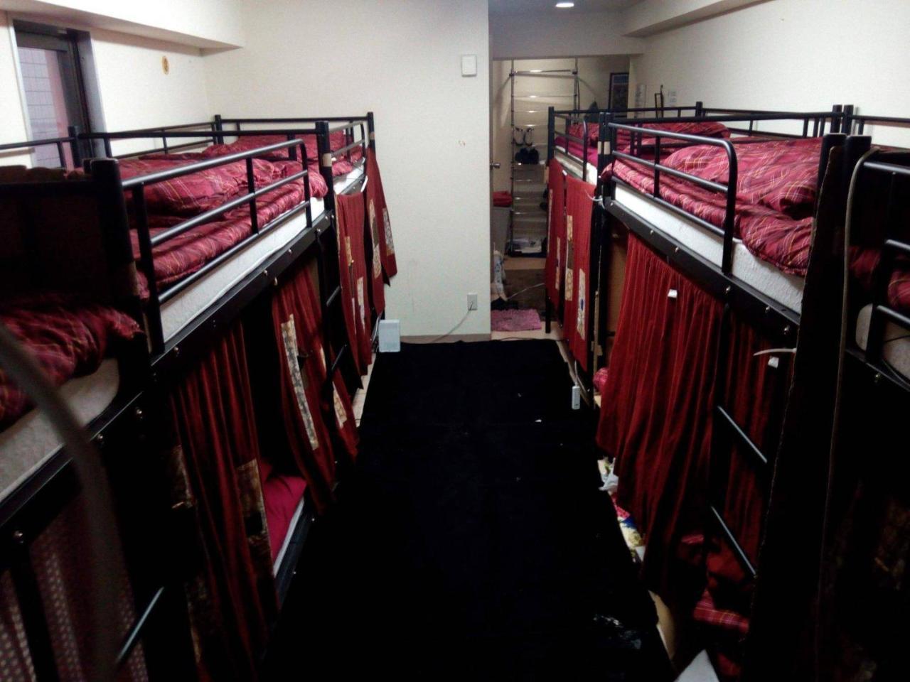 Shinjuku Shared Mixed D Apartment *