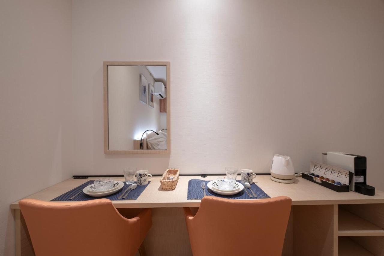Nishi Shinjuku Apartment *