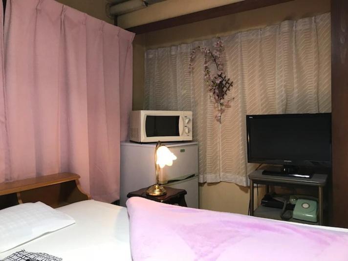 Hikari 3*