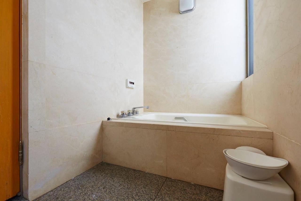 Apartment 3 Bedroom Luxury House Aa/#007 *