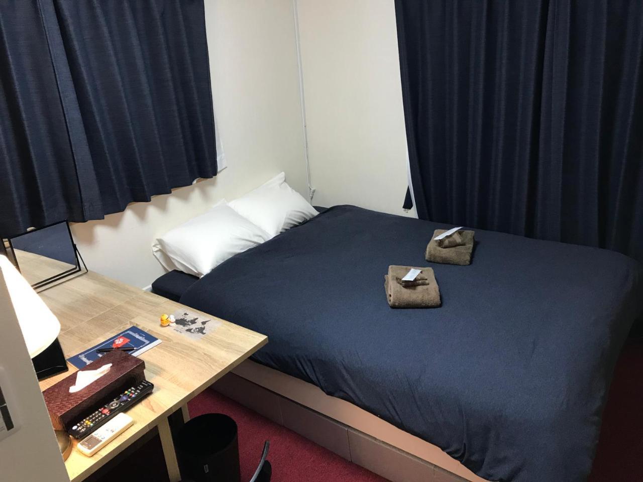 Japan Shinya Tokkyu Guest house