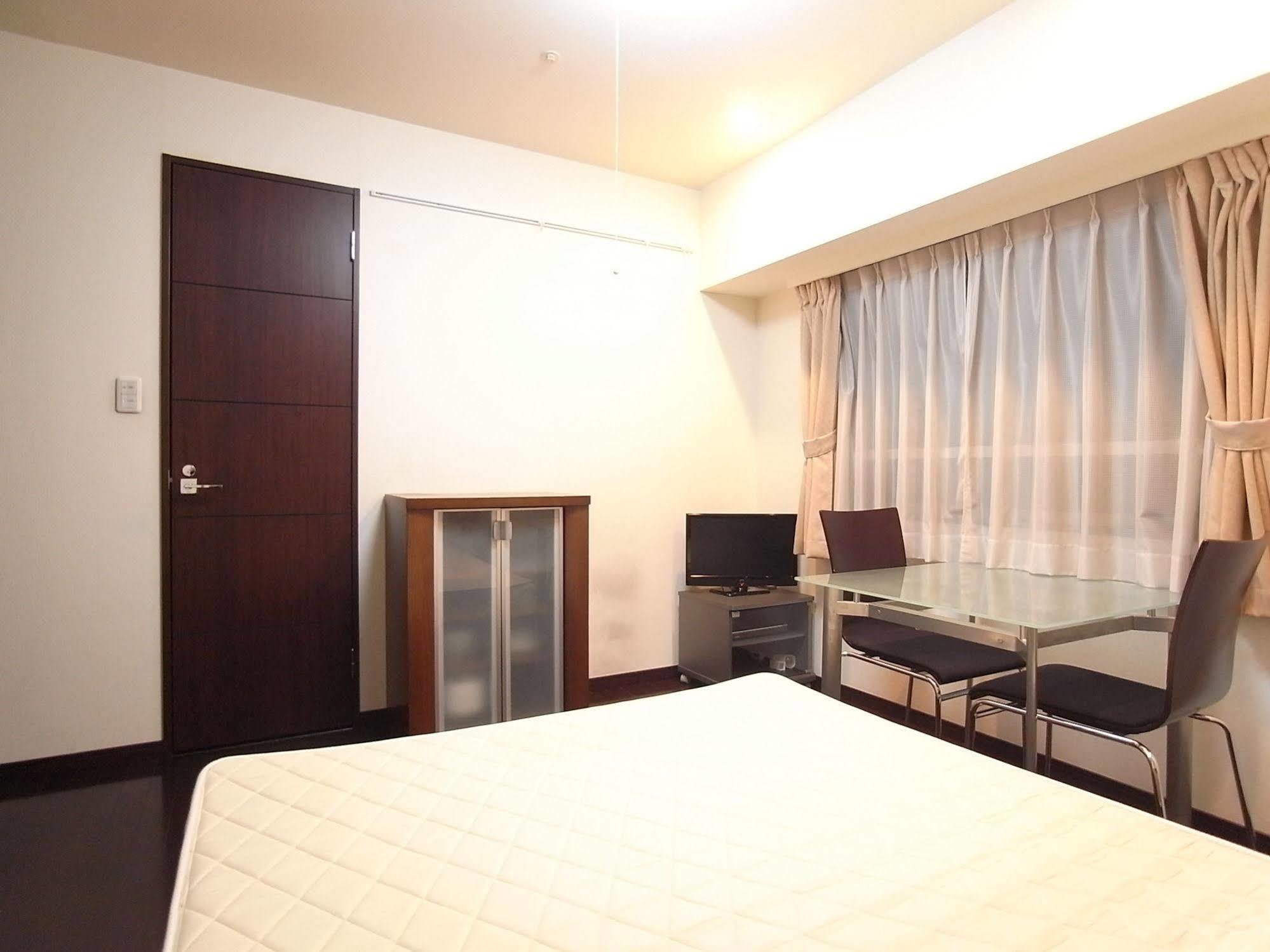 Palace Kojimachi Apartment