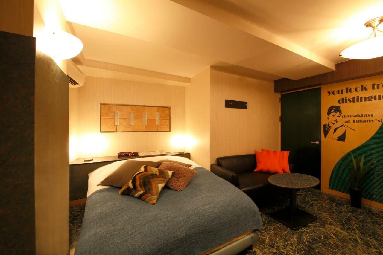 Love hotel Le Club (adults Only)