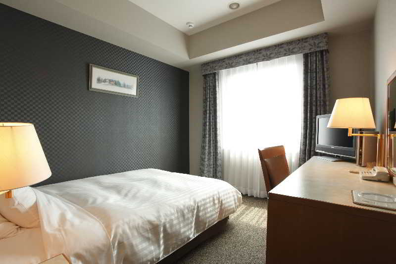 Hotel Jr-east Mets Shibuya