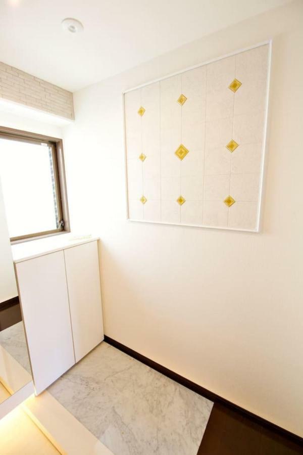 Kanbe Building 301 Apartment Tokyo