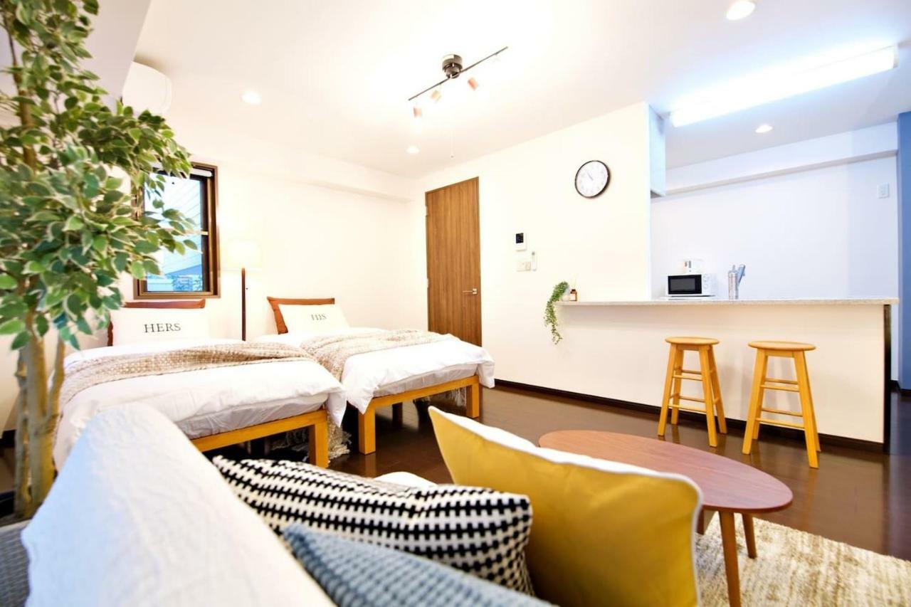 Kanbe Building 301