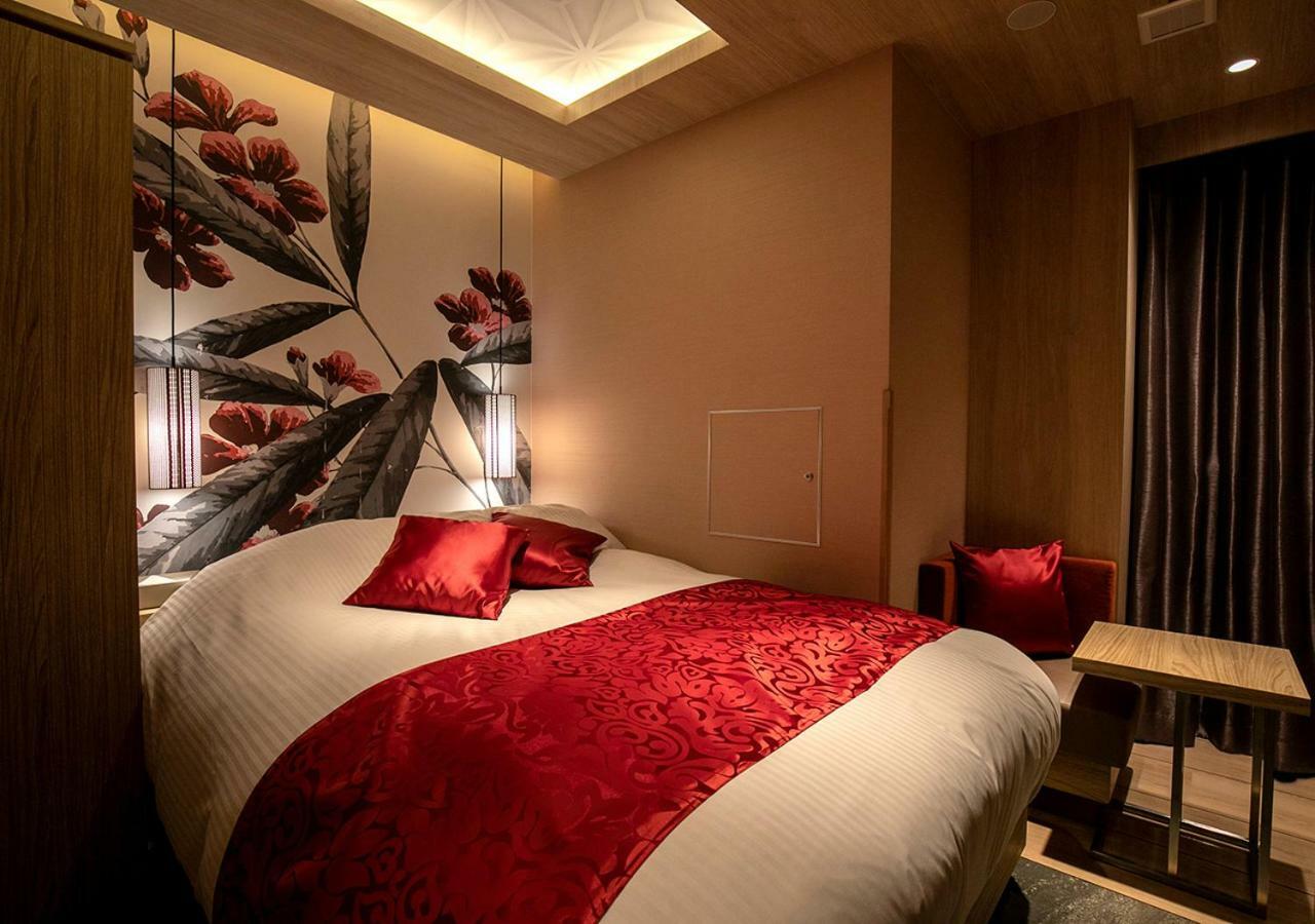 Love hotel Rex Akasaka 3*