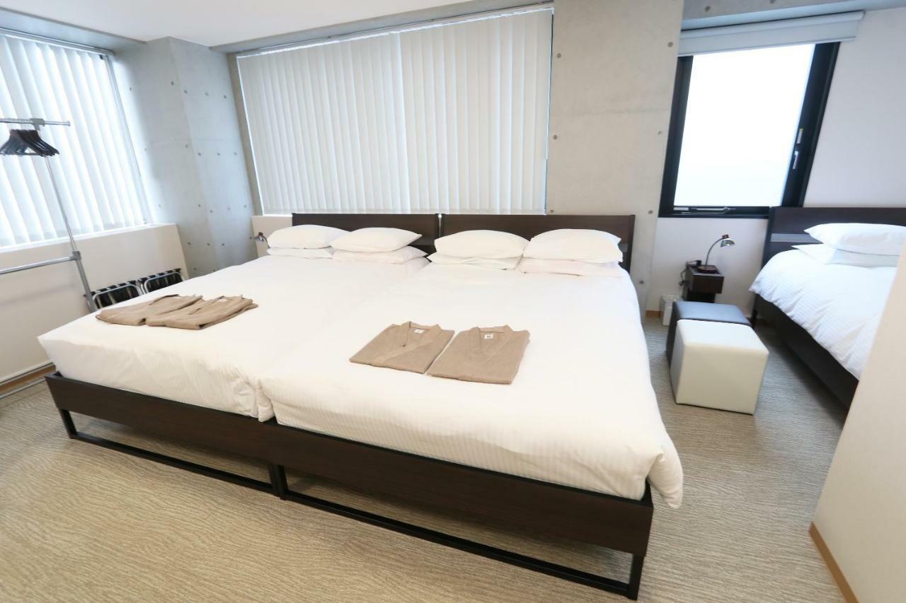 Business Capsule Lightning Asakusa Capsule hotel