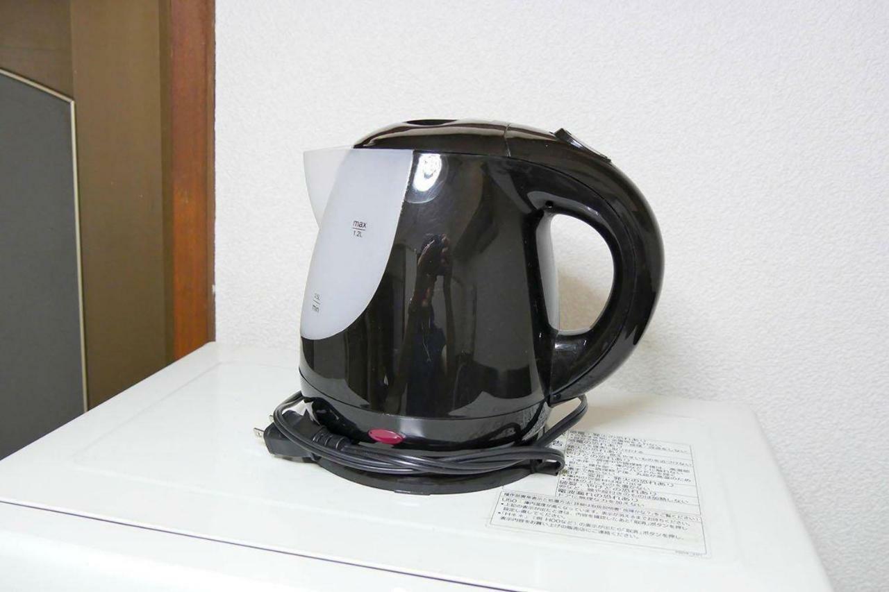T In Kitashinjuku Apartment *