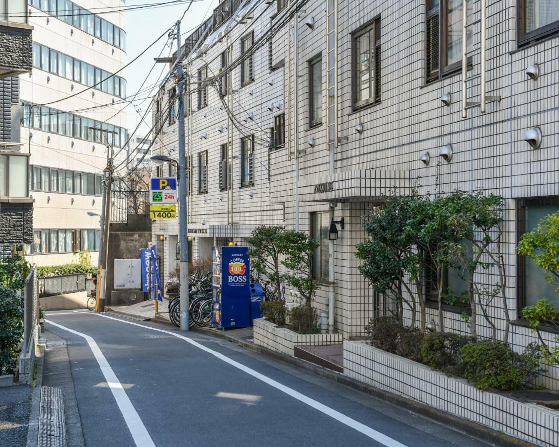 West In Part 18 Komagome 410 Apartment *