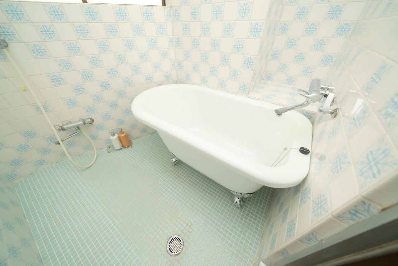 Apartment Kagamiyama 301 *