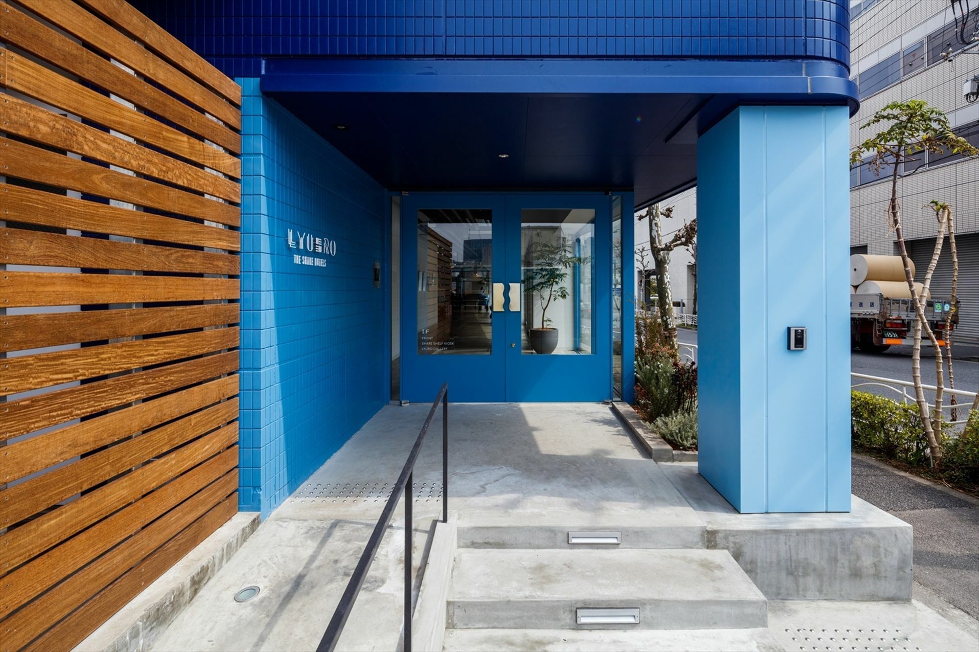 Hotel Lyuro Kiyosumi By The Share