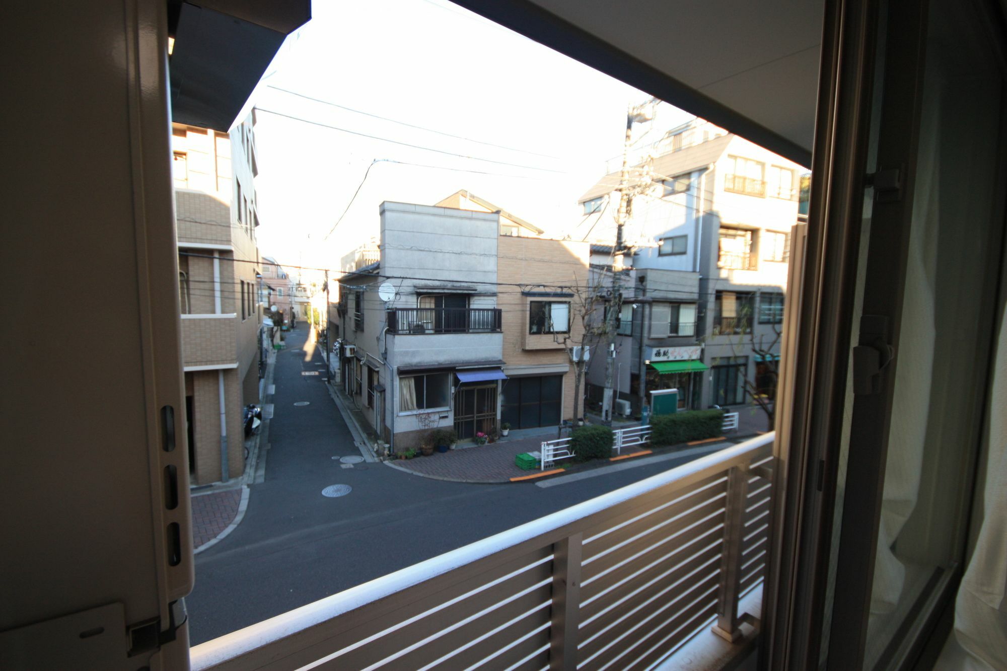 Sakura Cross Ueno Iriya *