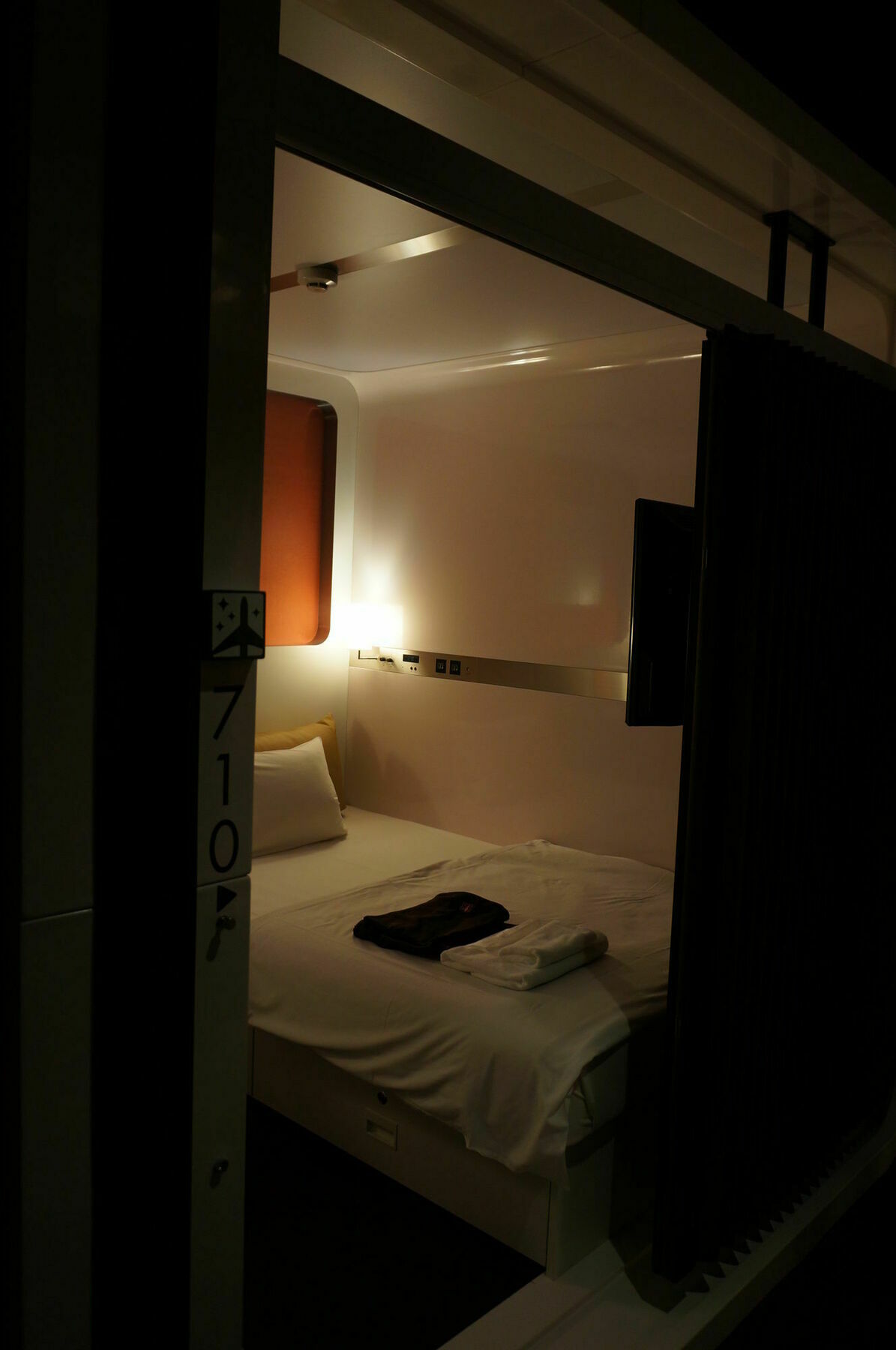 Capsule hotel First Tsukiji 2*