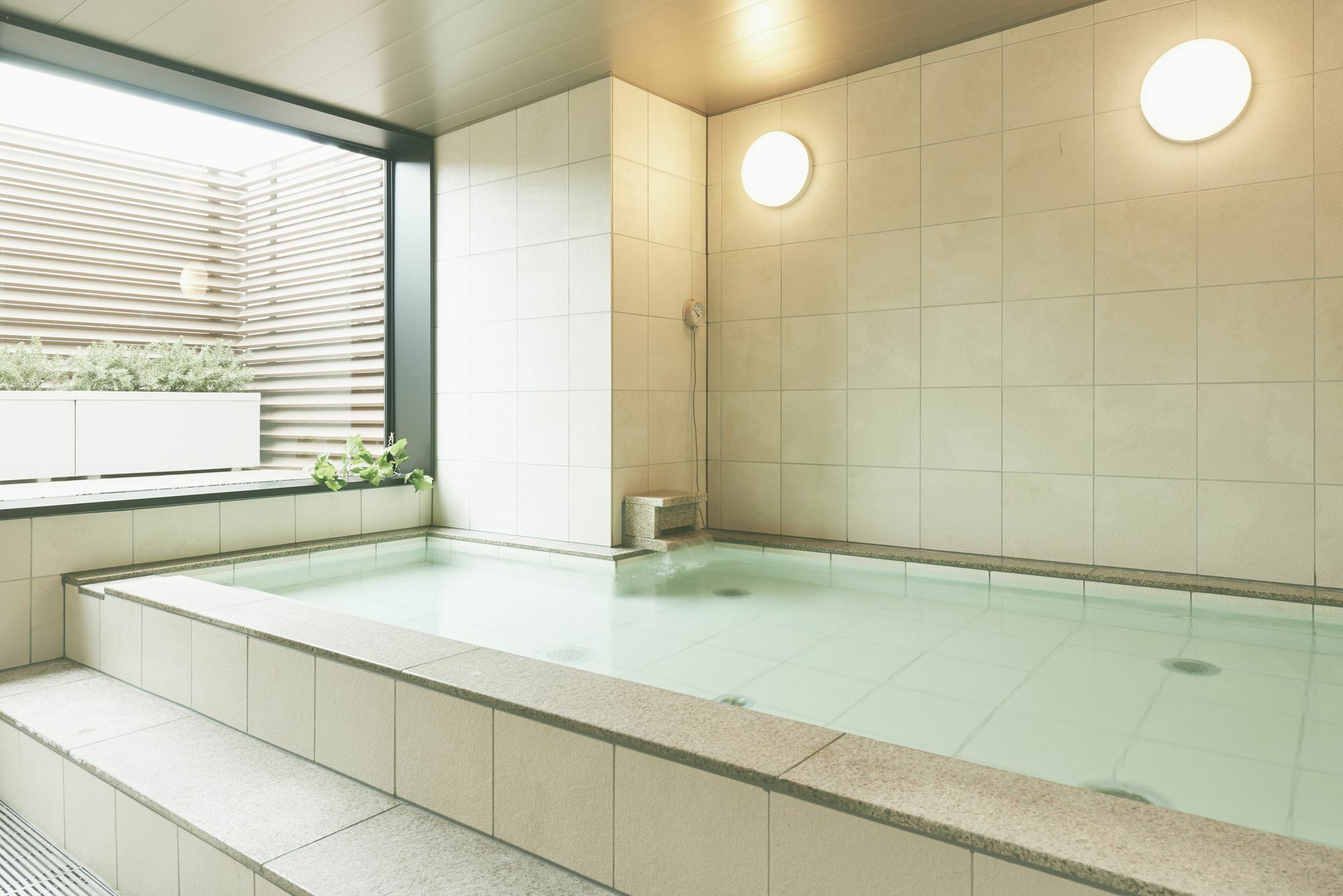 First Nihonbashiyokoyamacho Capsule hotel Tokyo