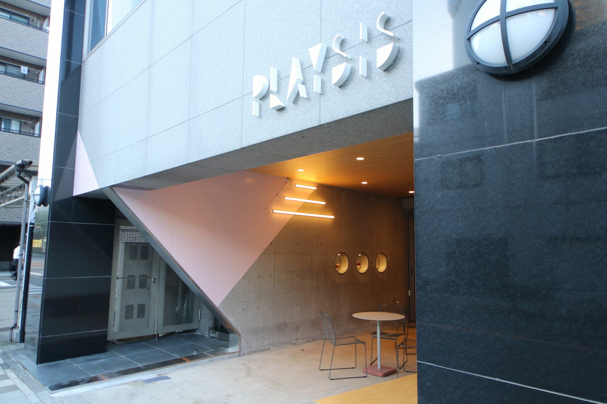 Playsis East 3* Tokyo