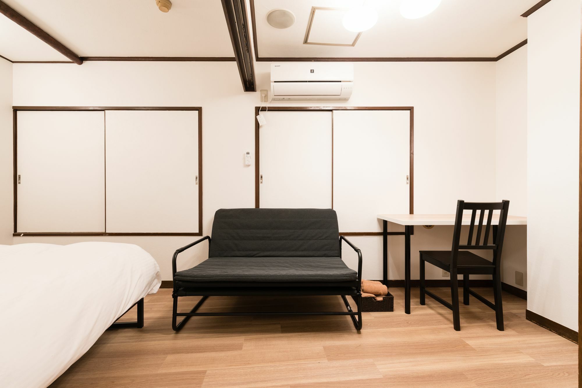 Ouji Music Lounge Hostel *