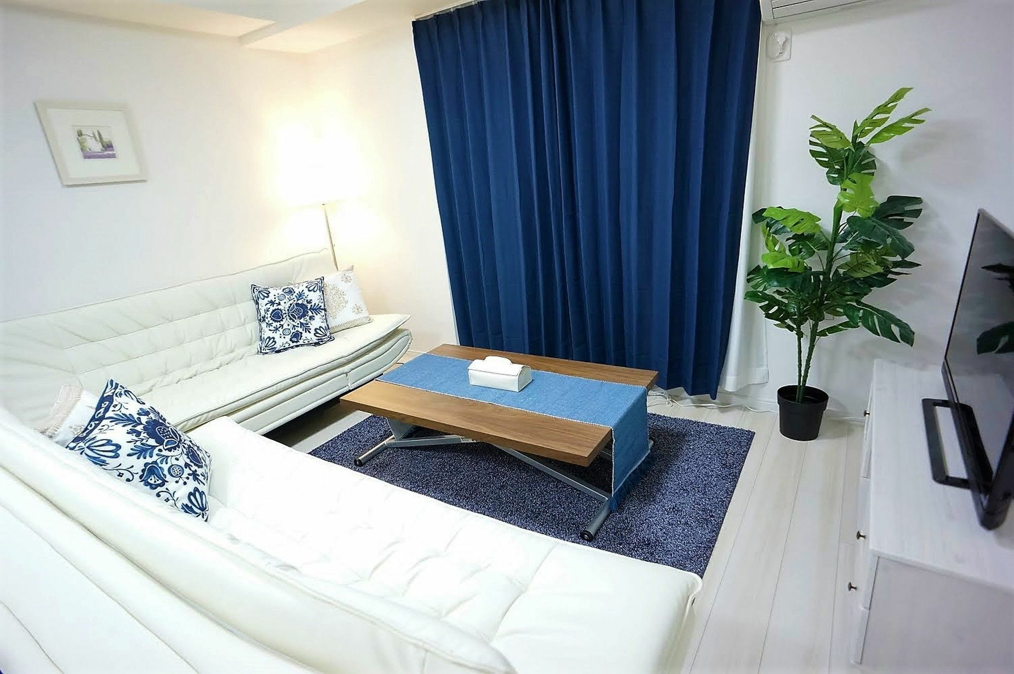 Sakura Asakusa Six 3*