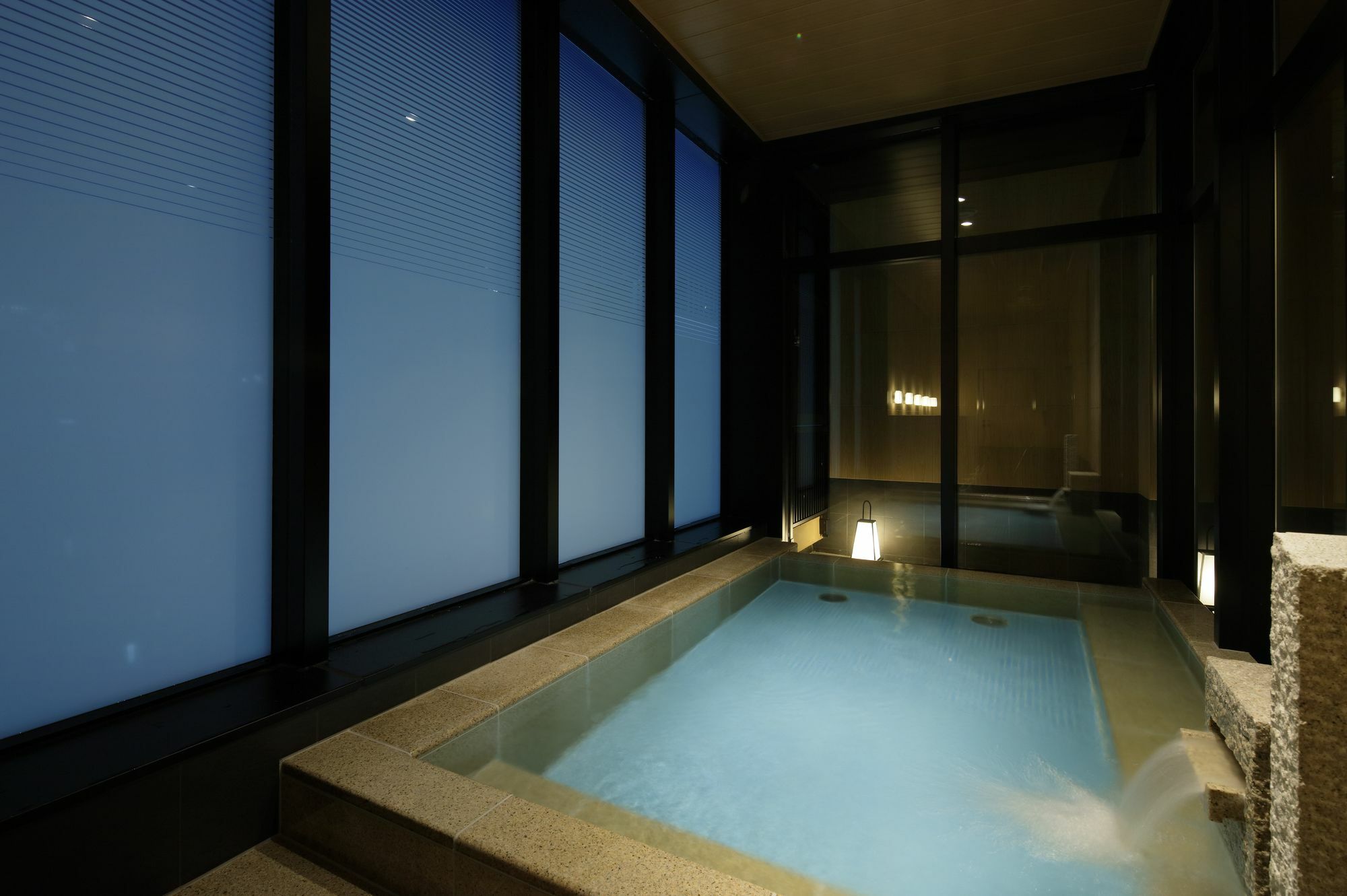 Hotel Candeo Shimbashi 4*