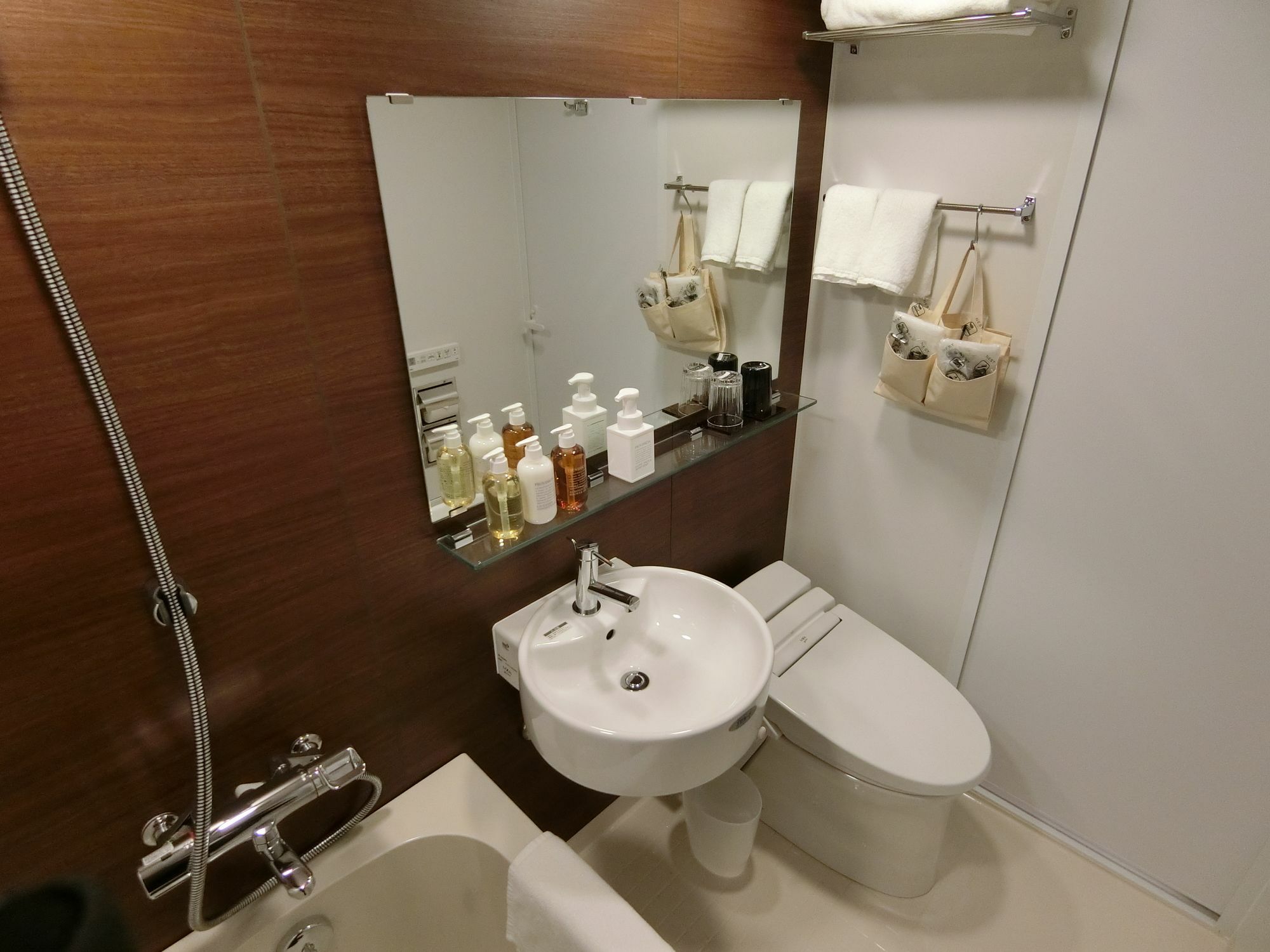 Nest Hanzomon Hotel 3*