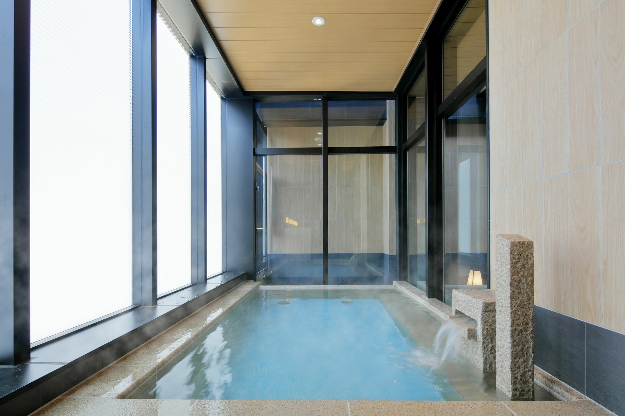 Candeo Shimbashi Hotel 4*