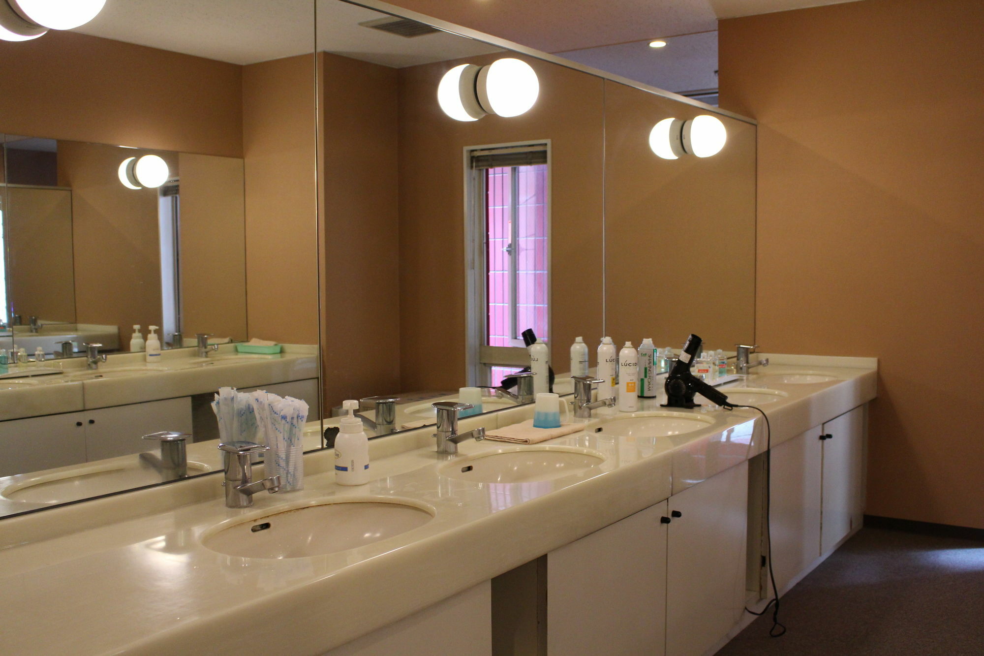 Sauna & Capsule Hokuo Capsule hotel Tokyo