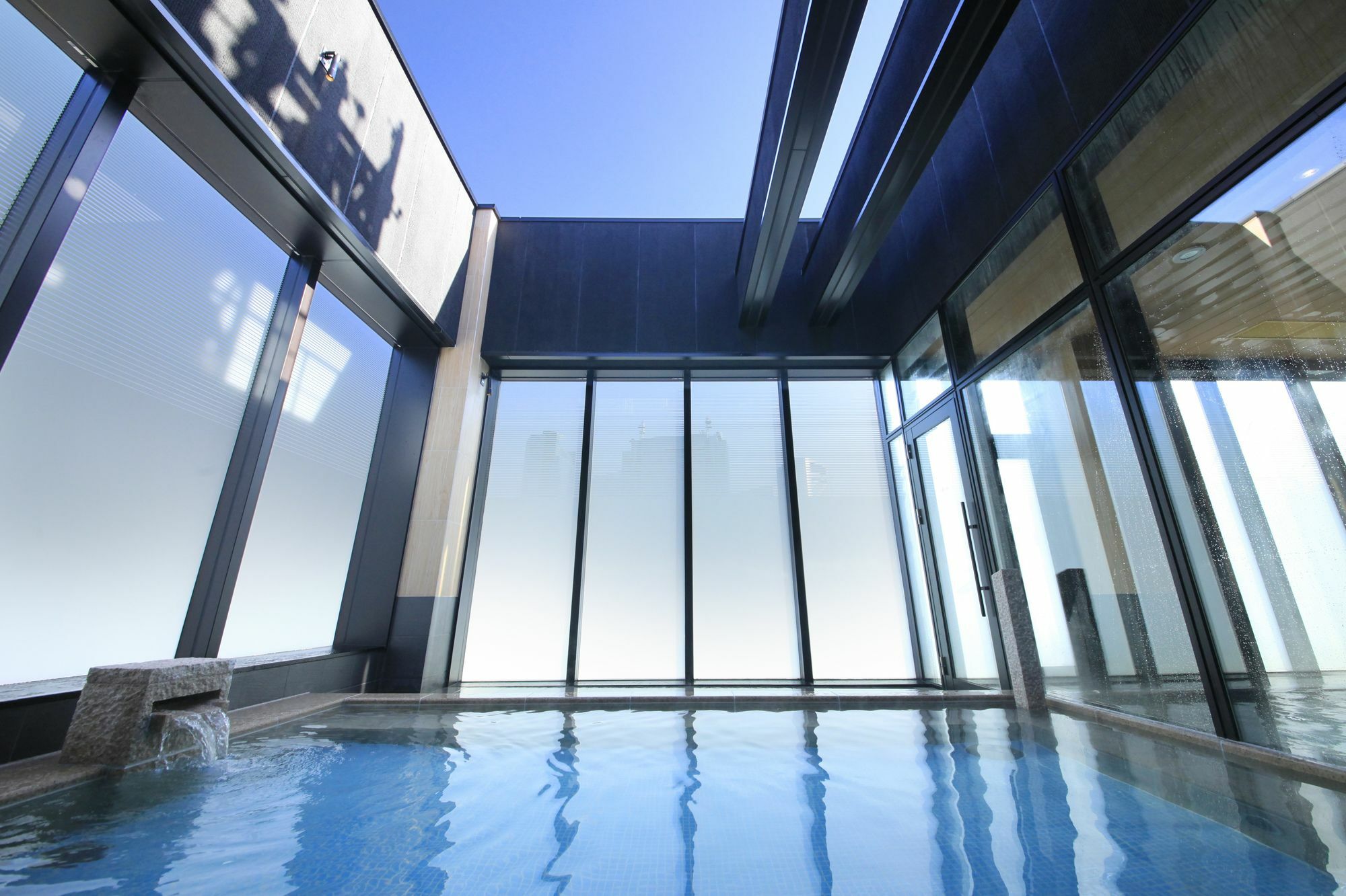 Candeo Shimbashi Hotel