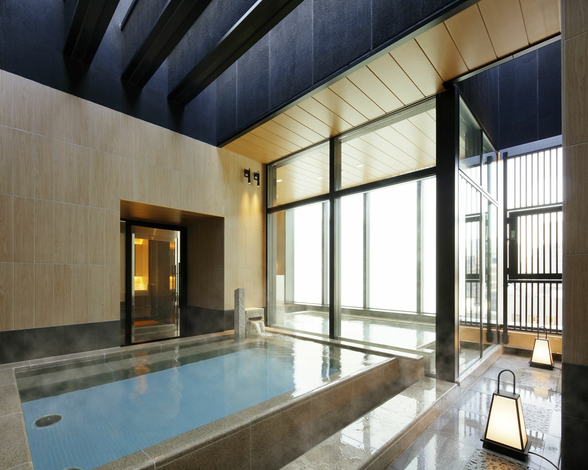 Candeo Shimbashi Hotel Tokyo