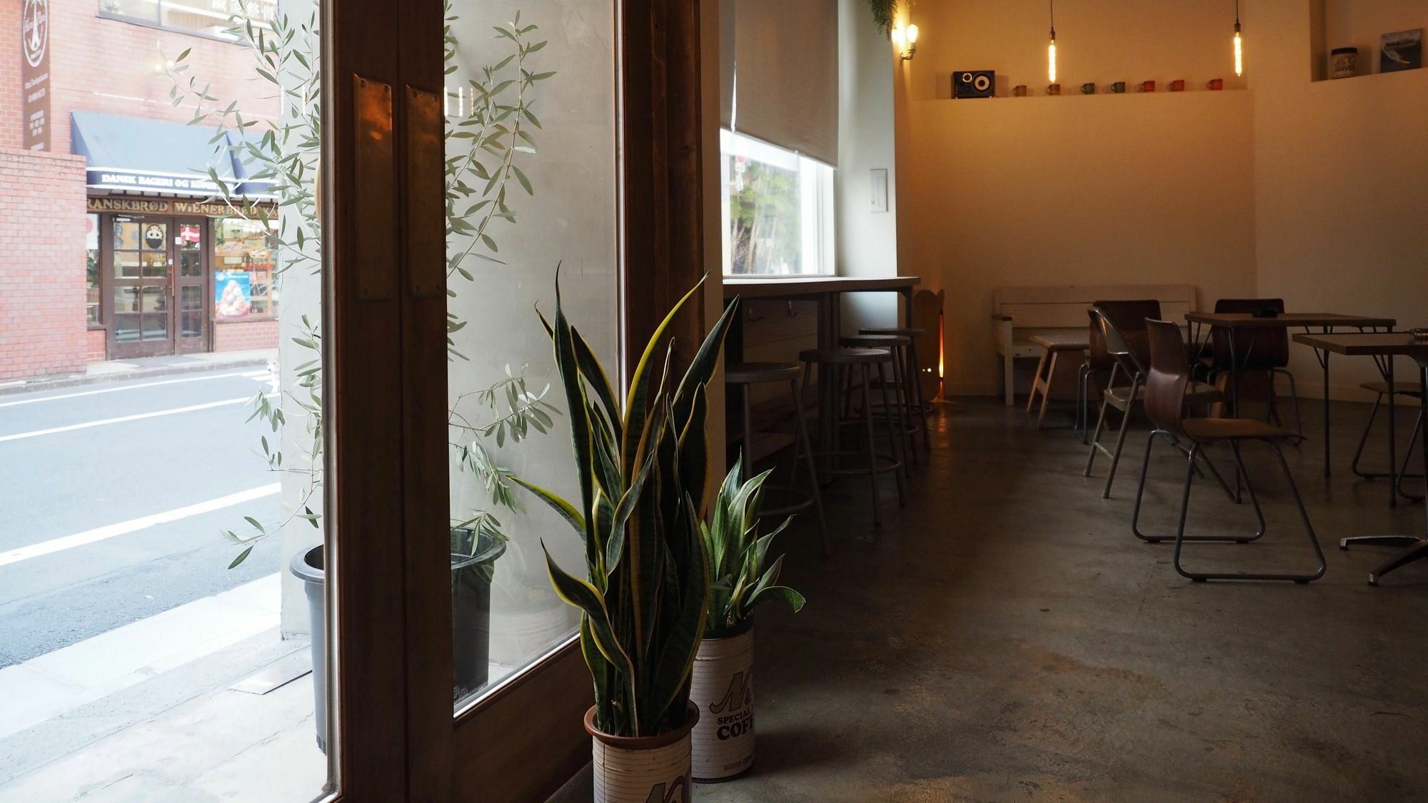 Almond & Cafe Shibuya *